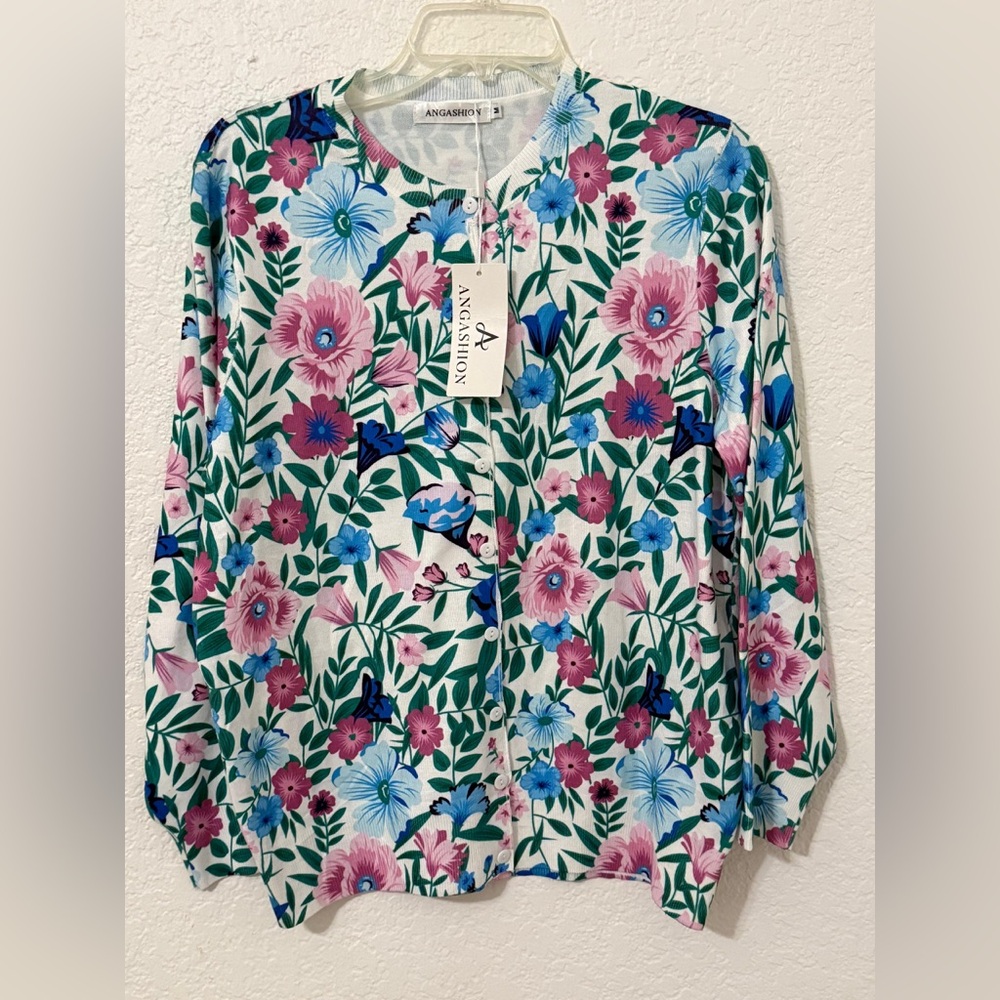 Angashion Fashion Floral Soft Light Cardigan/ Sweater/ Blouse Size M